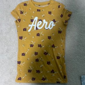 Size small women’s tee